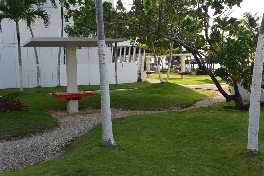 Cozy Beachfront Studio San Juan Exteriör bild